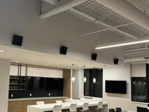 Audio Visual Advising by AV Designers and Technology